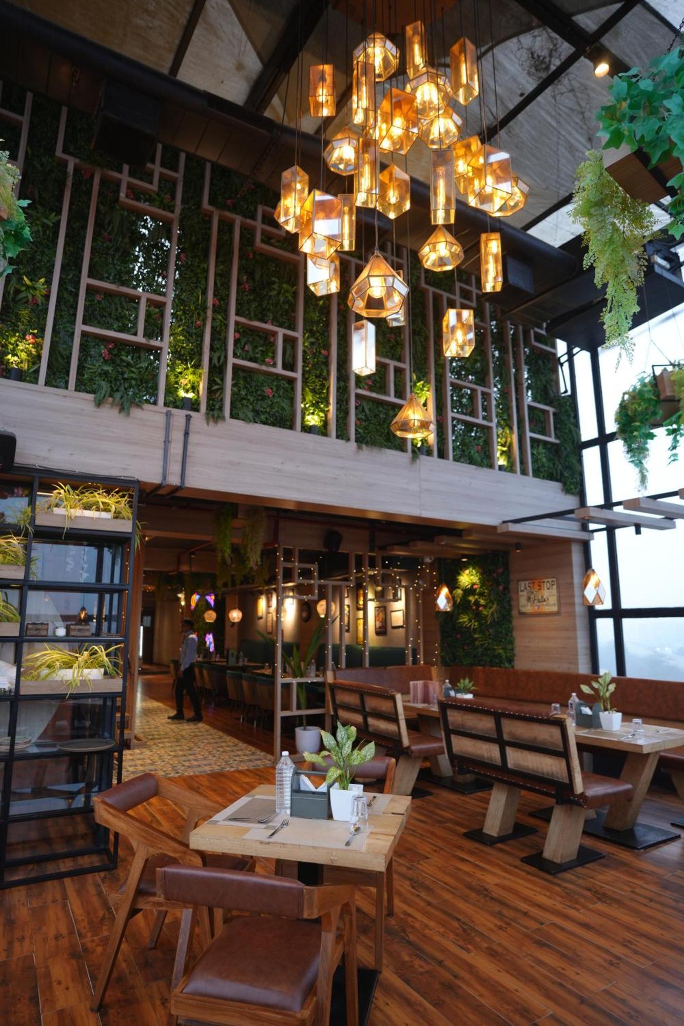 Hotel Silkhouse Premier Danapur Esterno foto