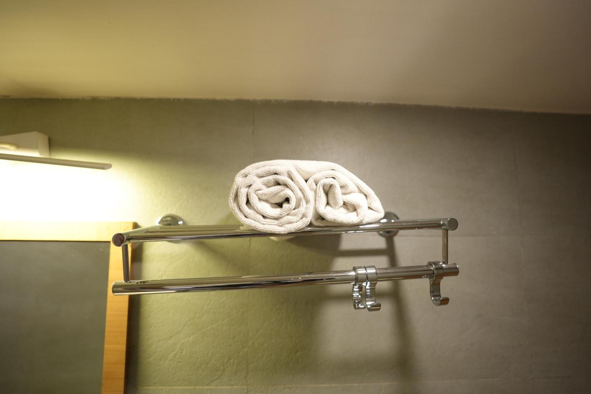 Hotel Silkhouse Premier Danapur Esterno foto